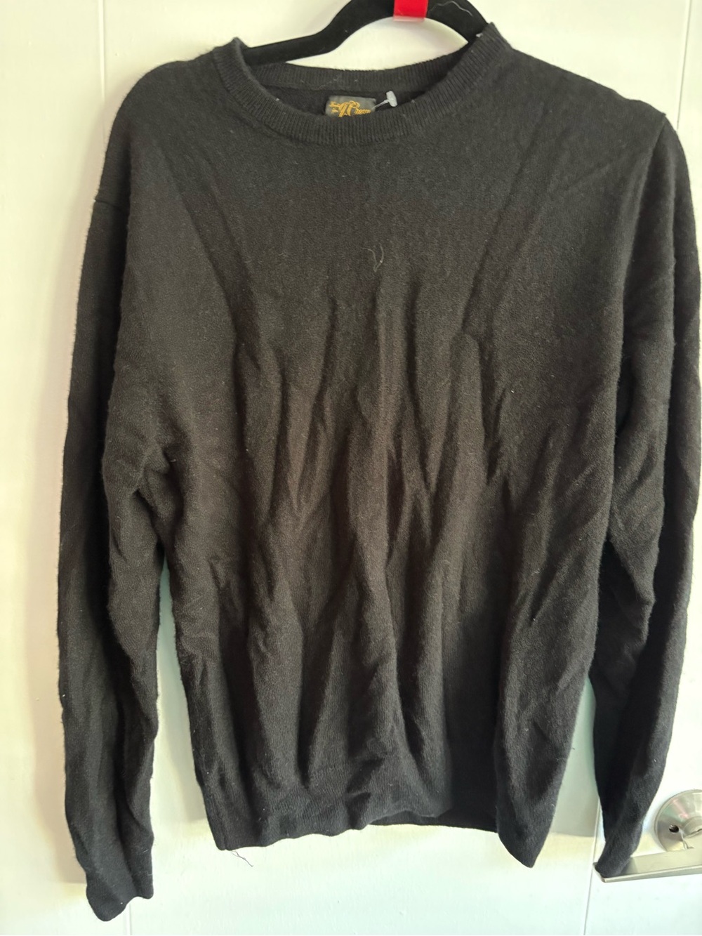 Women ‘s crewneck cashmere sweater